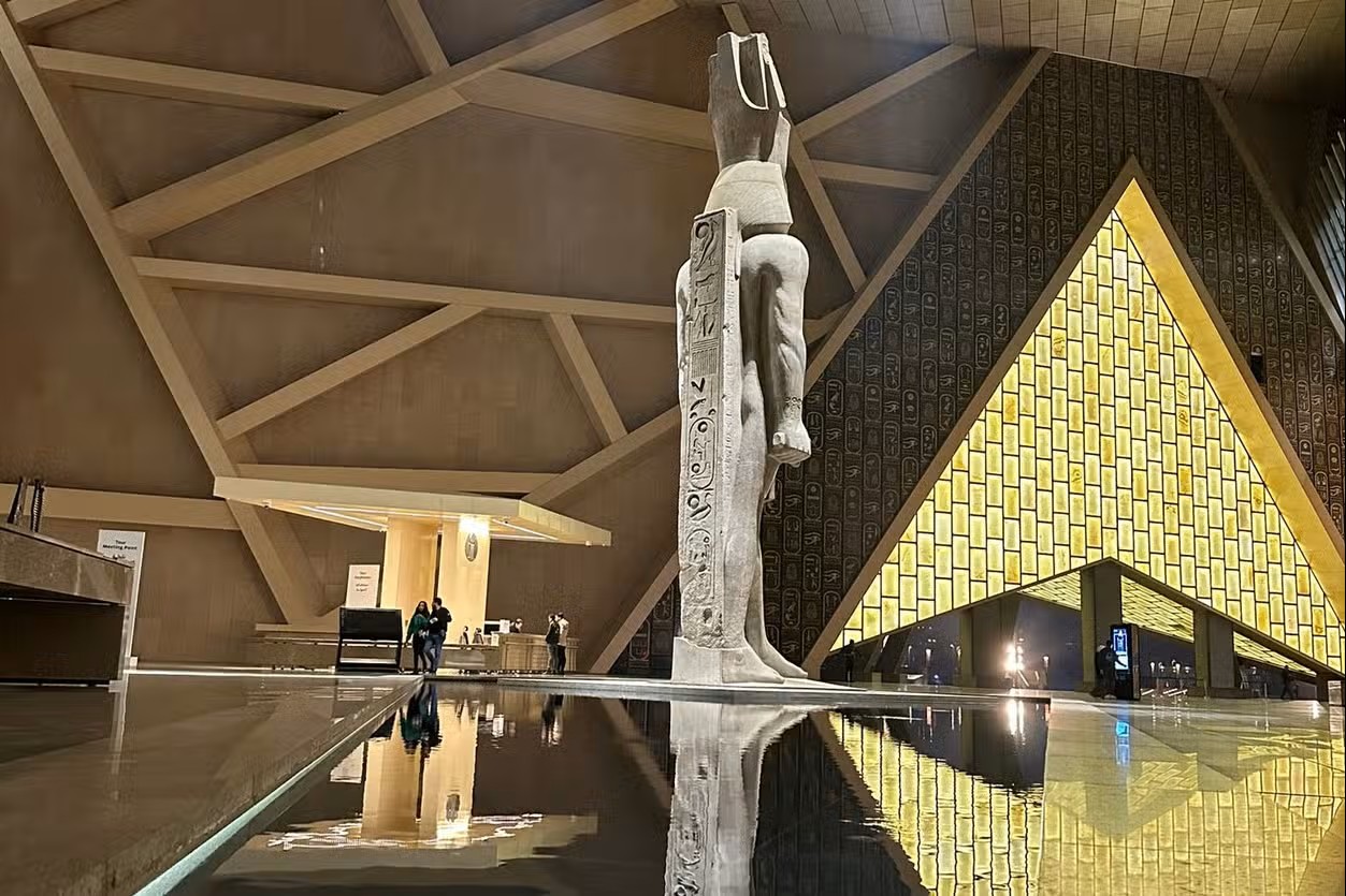 Grand Egyptian Museum & Pyramids of Giza Tour & Tickets