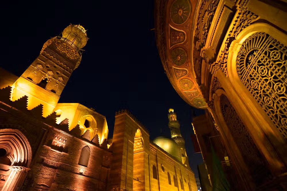 Cairo Night Tour + Dinner